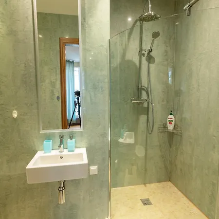 Royal Suites Whith Free Parking Riga Exterior photo
