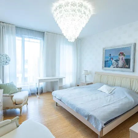 Royal Suites Whith Free Parking Riga Exterior photo