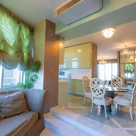 Royal Suites Whith Free Parking Riga Exterior photo