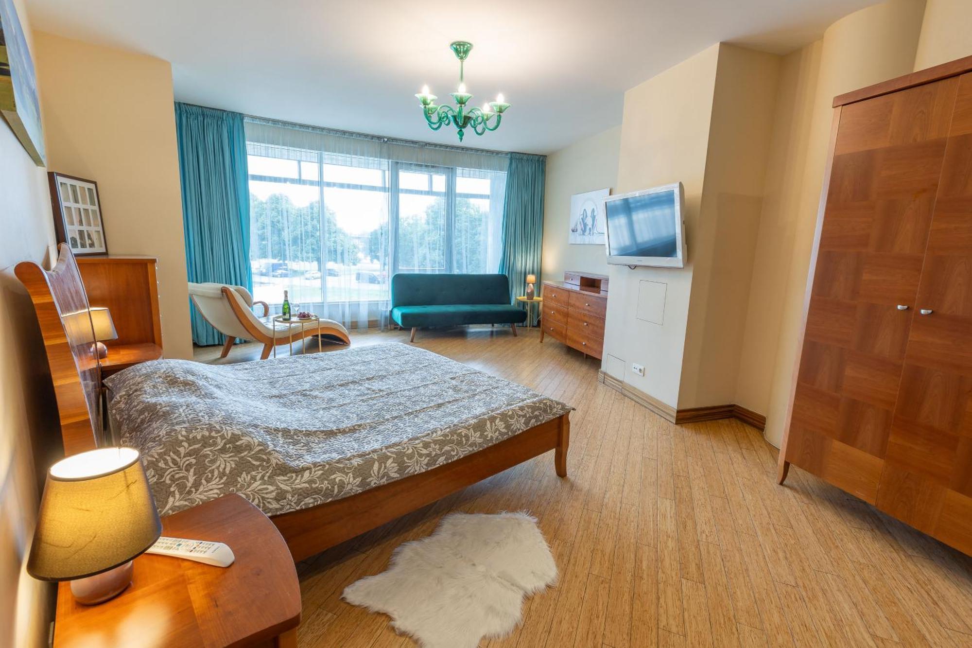 Royal Whith Free Parking Apartment *